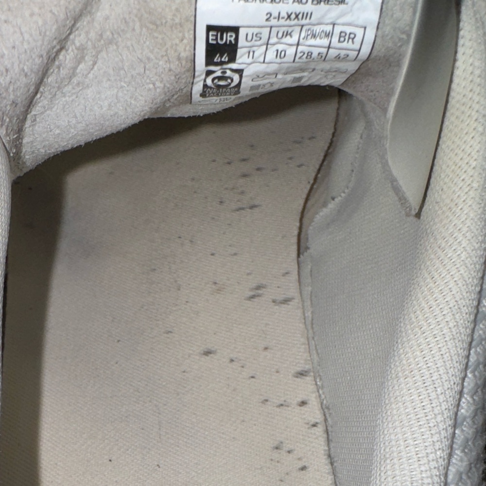 VEJA V-10 Sneakers - Picture 10 of 10